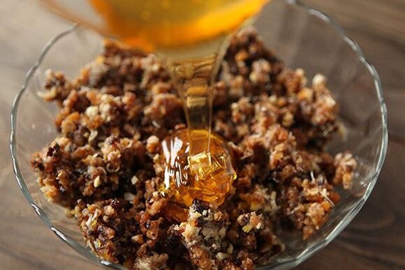 Καρύδια με μέλι - μια λαϊκή θεραπεία για γρήγορη αύξηση της ισχύος στο σπίτι