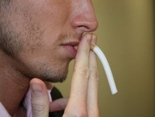 Ένας άντρας που καπνίζει κινδυνεύει να αναπτύξει προβλήματα με την ισχύ